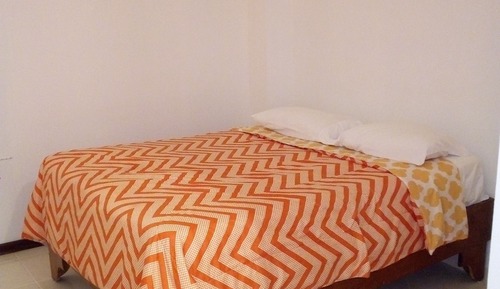 Standard Room, 1 Queen Bed