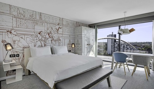 Superior Room (River View)