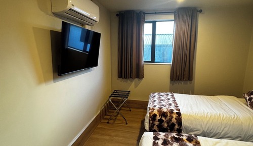Deluxe Double or Twin Room