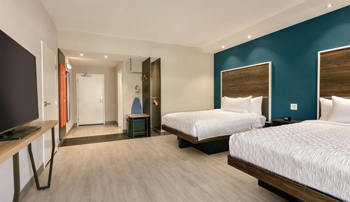 Room, 2 Queen Beds, Accessible (Hearing)