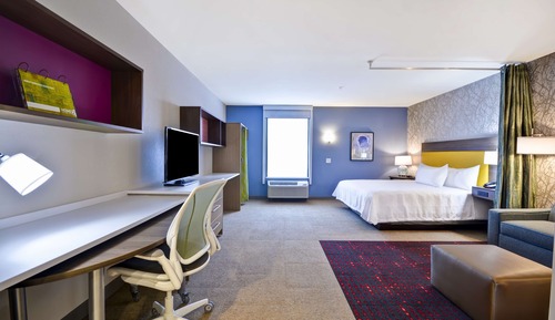 Studio, 1 King Bed, Accessible, Bathtub (Mobility & Hearing)