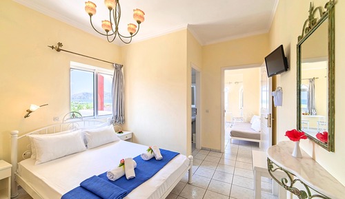 Suite, Sea view