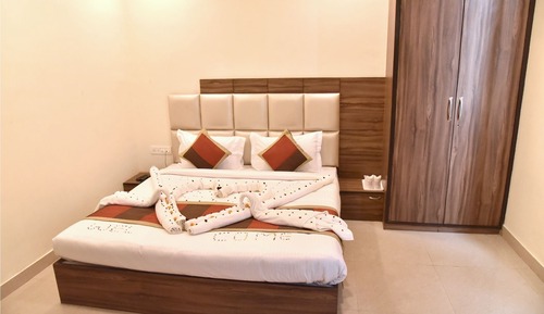 Deluxe Double Room, City View