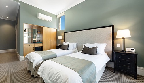 Deluxe Double or Twin Room, Balcony
