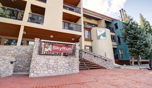 Condo, 2 Bedrooms