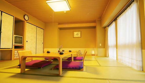 Japanese Style Room for 5 guests with Half Board