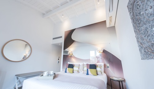 Double Room (Bougainville)