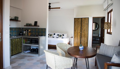 Standard Suite, Courtyard View