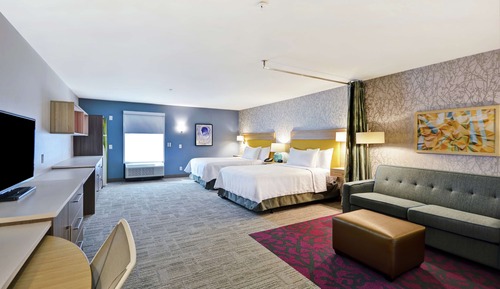 Studio, 2 Queen Beds, Accessible, Bathtub