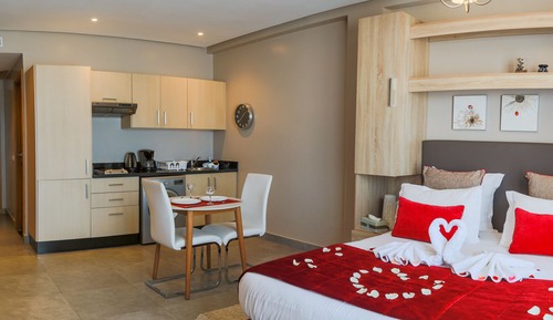 Standard Suite, 1 Bedroom, Non Smoking, Balcony