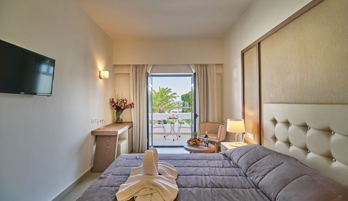 Superior Double or Twin Room, Sea View