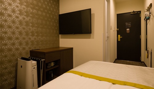 Economy Single Room [Check-out at 10AM]