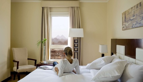 Superior Room (Pyramids View)
