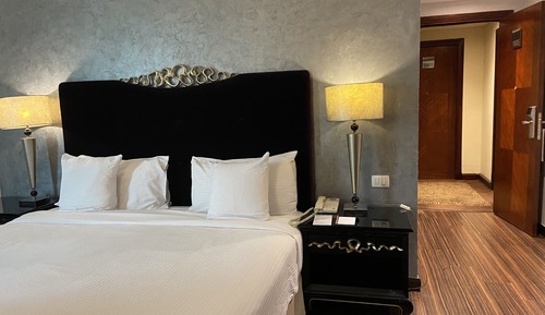 Junior Suite (Pyramids view)