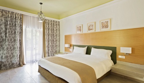 Standard Suite, Balcony