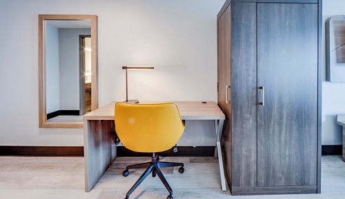 Suite, 2 Bedrooms, Accessible (Communications Accessible)
