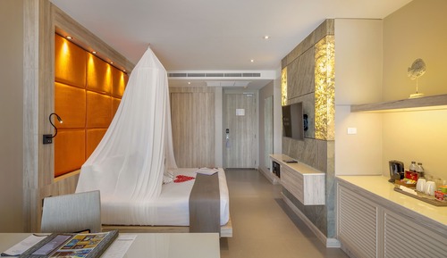 Sea View Honeymoon Suites
