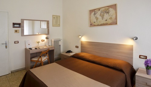 Basic Triple Room