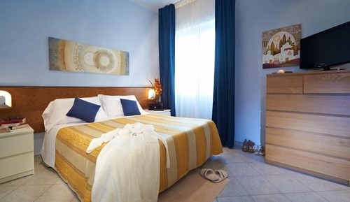 Comfort Apartment, Terrace, Partial Sea View