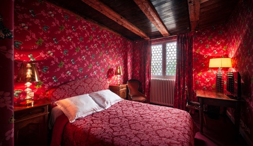 Classic Double Room