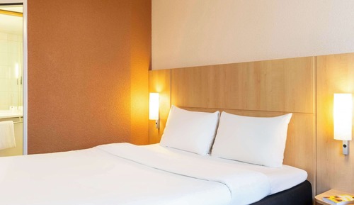 Double Room, 1 Double Bed (New Sleep Easy Concept)