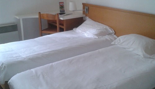 Standard Room, 2 Twin Beds