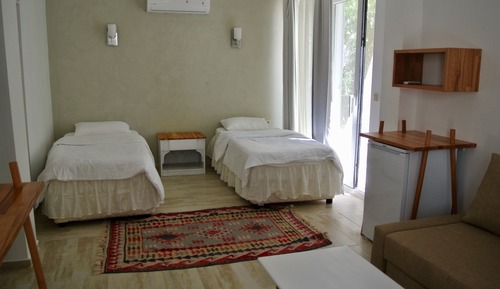 Deluxe Room, 1 Queen Bed with Sofa bed