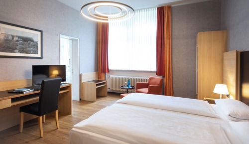 Double Room, Valley View