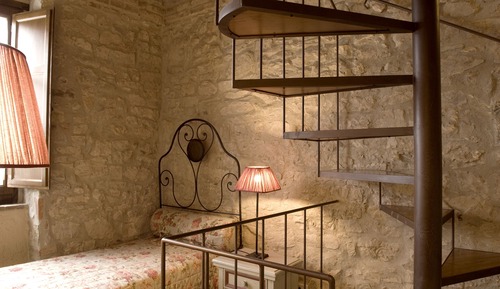 House (Il Torrino)