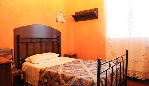 Basic Single Room, 1 Large Twin Bed