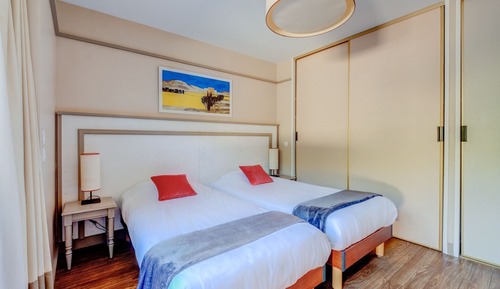 Twin Room, Terrace