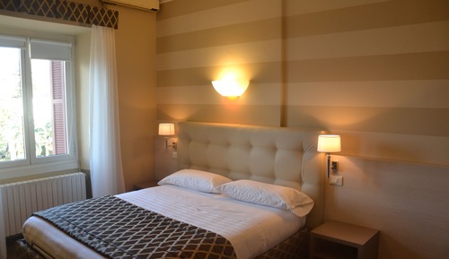 Superior Double Room, Partial Sea View