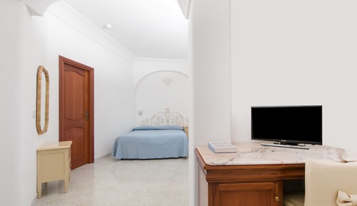 Standard Quadruple Room (no balcony)