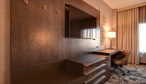 Suite 1 King Bed