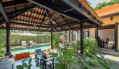 1 Bedroom Beachfront Pool Villa