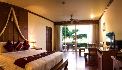 Premium Ocean Room  Pool Access