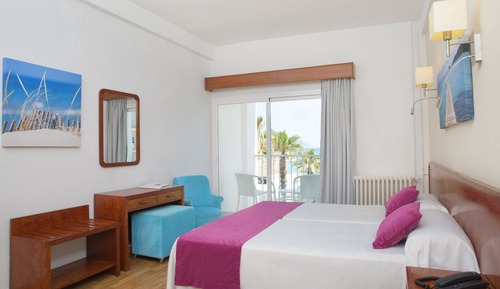 Double Room, Balcony