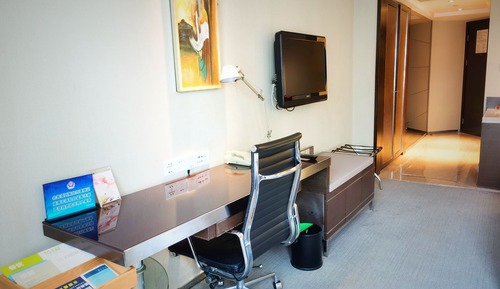 Room, 1 King Bed, Garden View