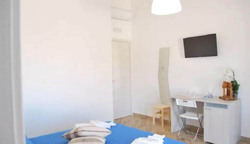 Suite, Sea View