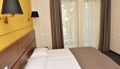 Standard Twin Room, Accessible, City View