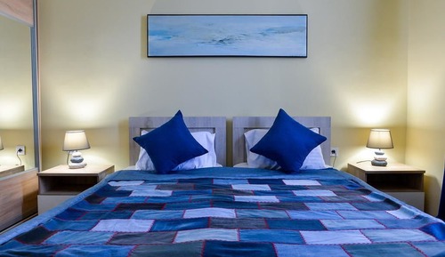 Basic Double or Twin Room, Garden View