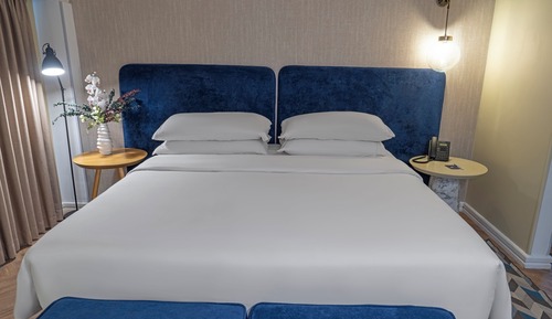 Premium Room, 1 King Bed, Non Smoking