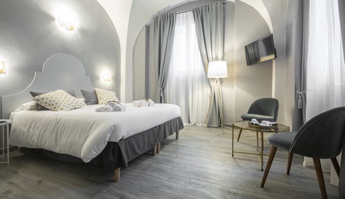 Double Room (Dell'Orologio)