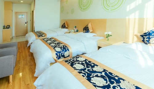 Triple Room