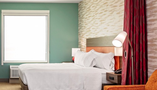 Suite, 1 King Bed, Accessible (Mobility & Hearing, Roll-in Shower)