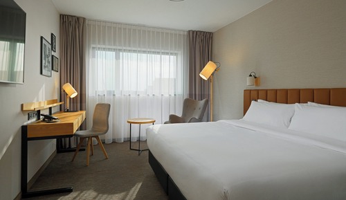 Deluxe Room, 1 King Bed