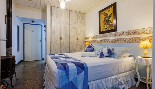 Comfort Suite, 1 Queen Bed, Non Smoking, Garden View