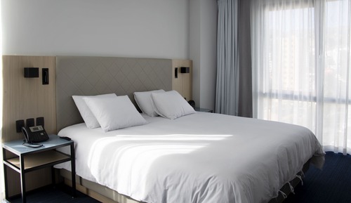 Room, 1 King Bed, Non Smoking