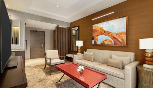 Suite, 2 Queen Beds, Accessible, Bathtub