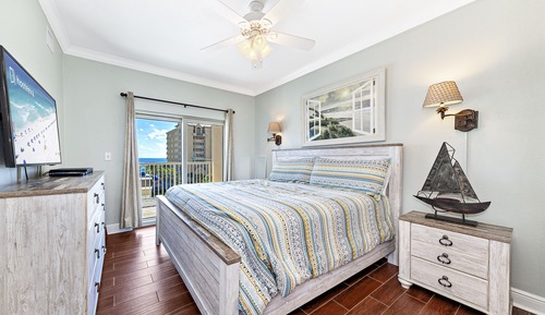 Signature Condo, 2 Bedrooms, Balcony, Beach View